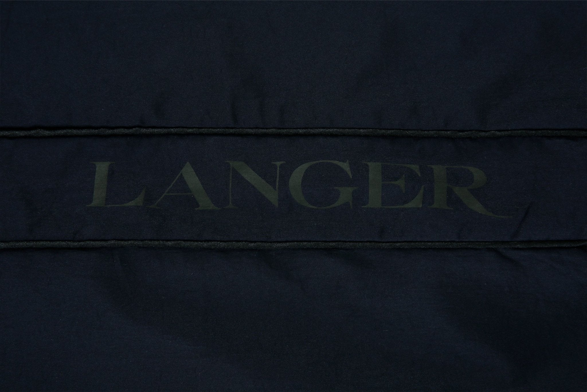 24FW anorak langer logo point set - up - THE BASE