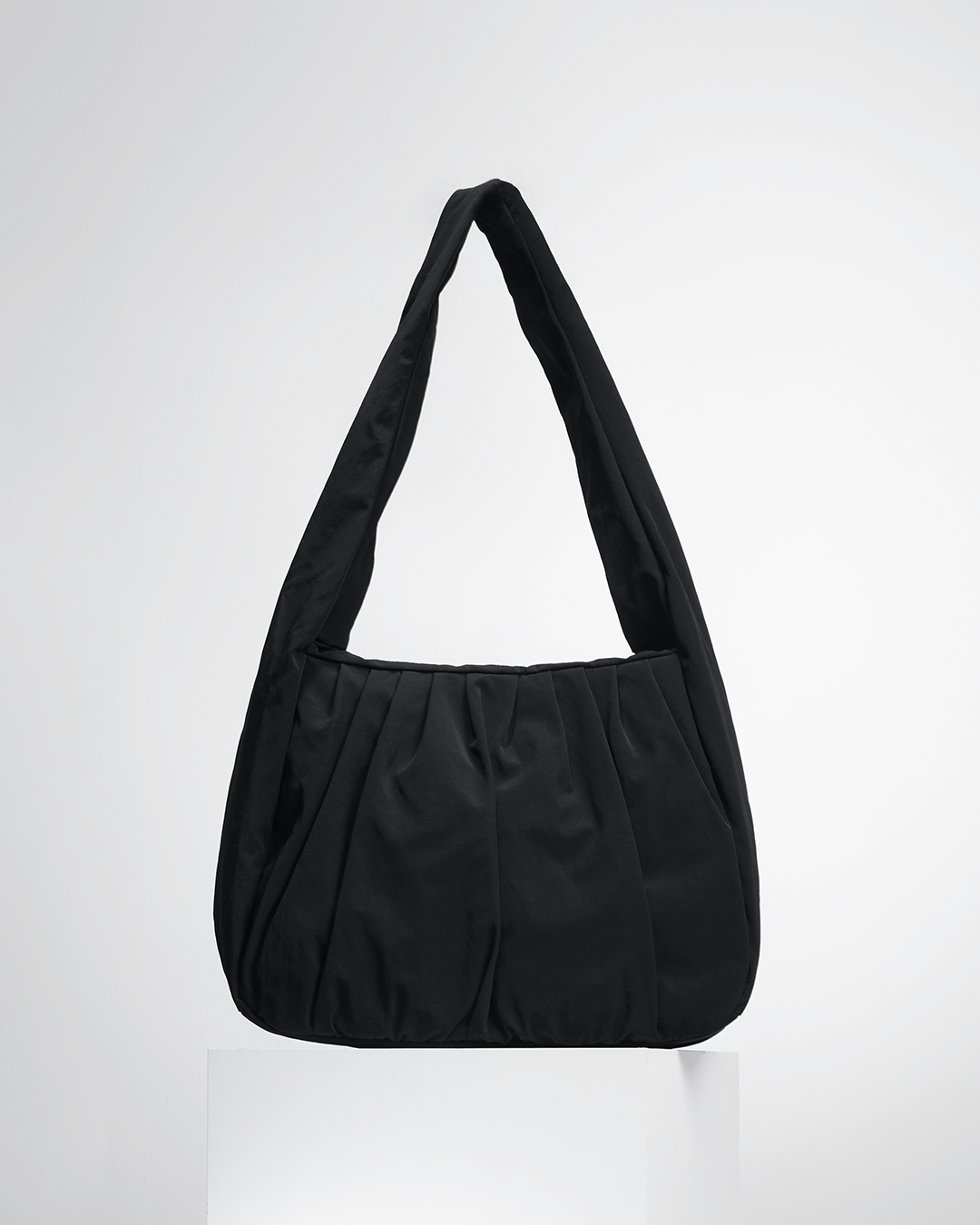 big shirring shoulder bag - THE BASE